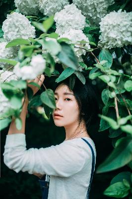 我唾弃你的坟墓